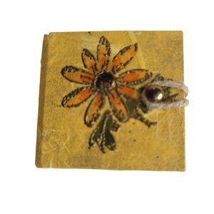 🌼 3/$15 Adorable Handmade Yellow Positive Quote Floral Daisy Pinback Brooch